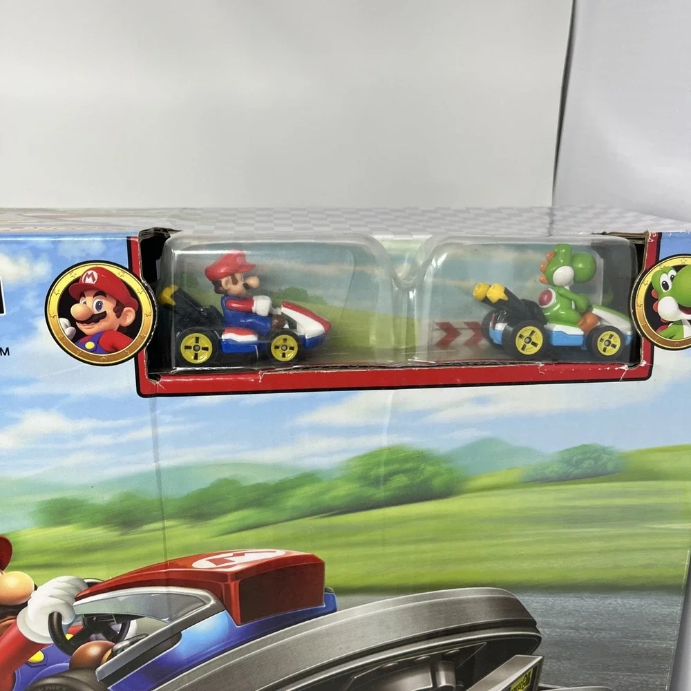 Hot Wheels Mario Kart Mario Circuit Track Set New Sealed